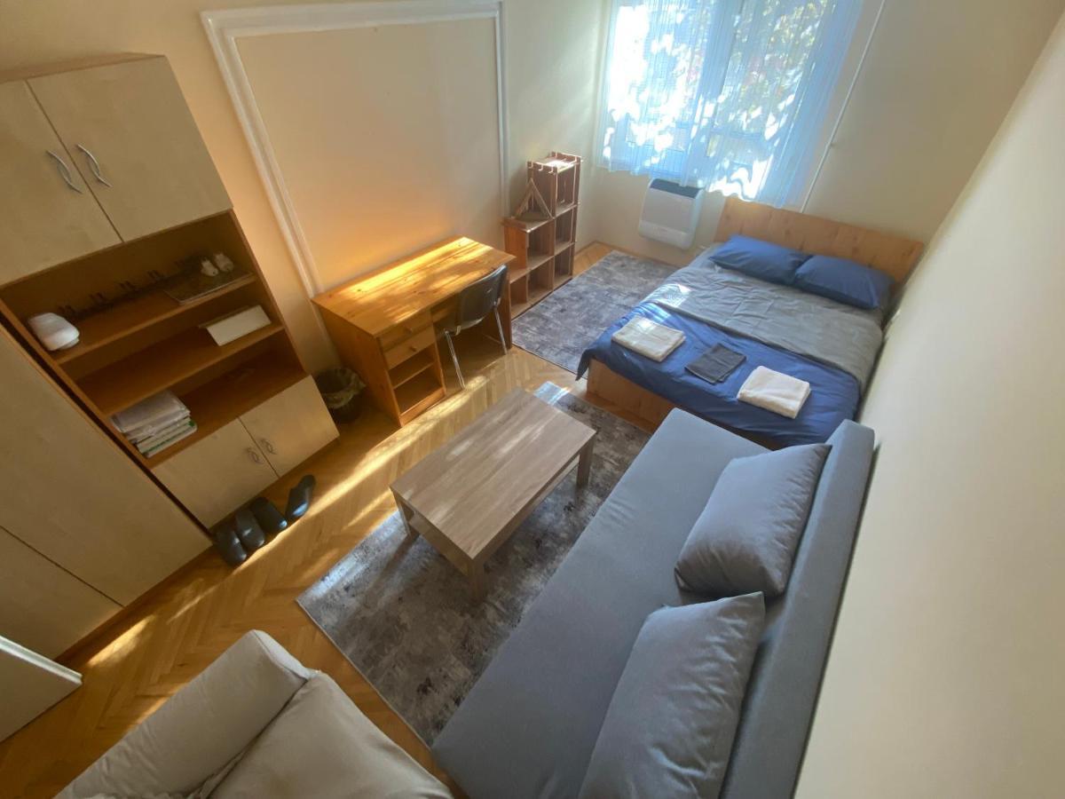 Oeguenc'S Apartment Szeged Extérieur photo