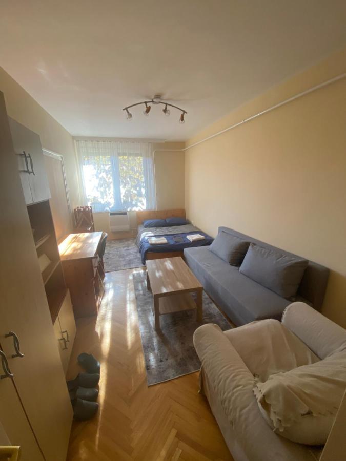 Oeguenc'S Apartment Szeged Extérieur photo