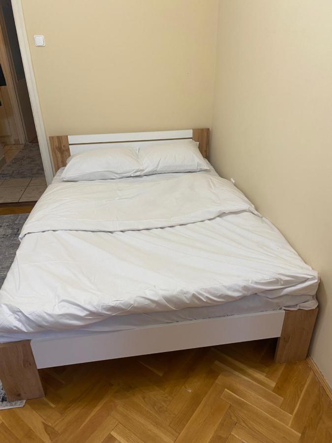 Oeguenc'S Apartment Szeged Extérieur photo